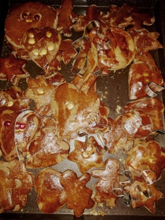 goldig gebackene Lebkuchen in vielen unterschiedlichen Formen goldig gebackene Lebkuchen in vielen unterschiedlichen Formen