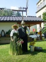 "Trachtenpärchen"