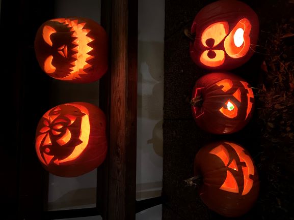 alle 5 fertigen Kürbisse alle 5 fertigen Kürbisse